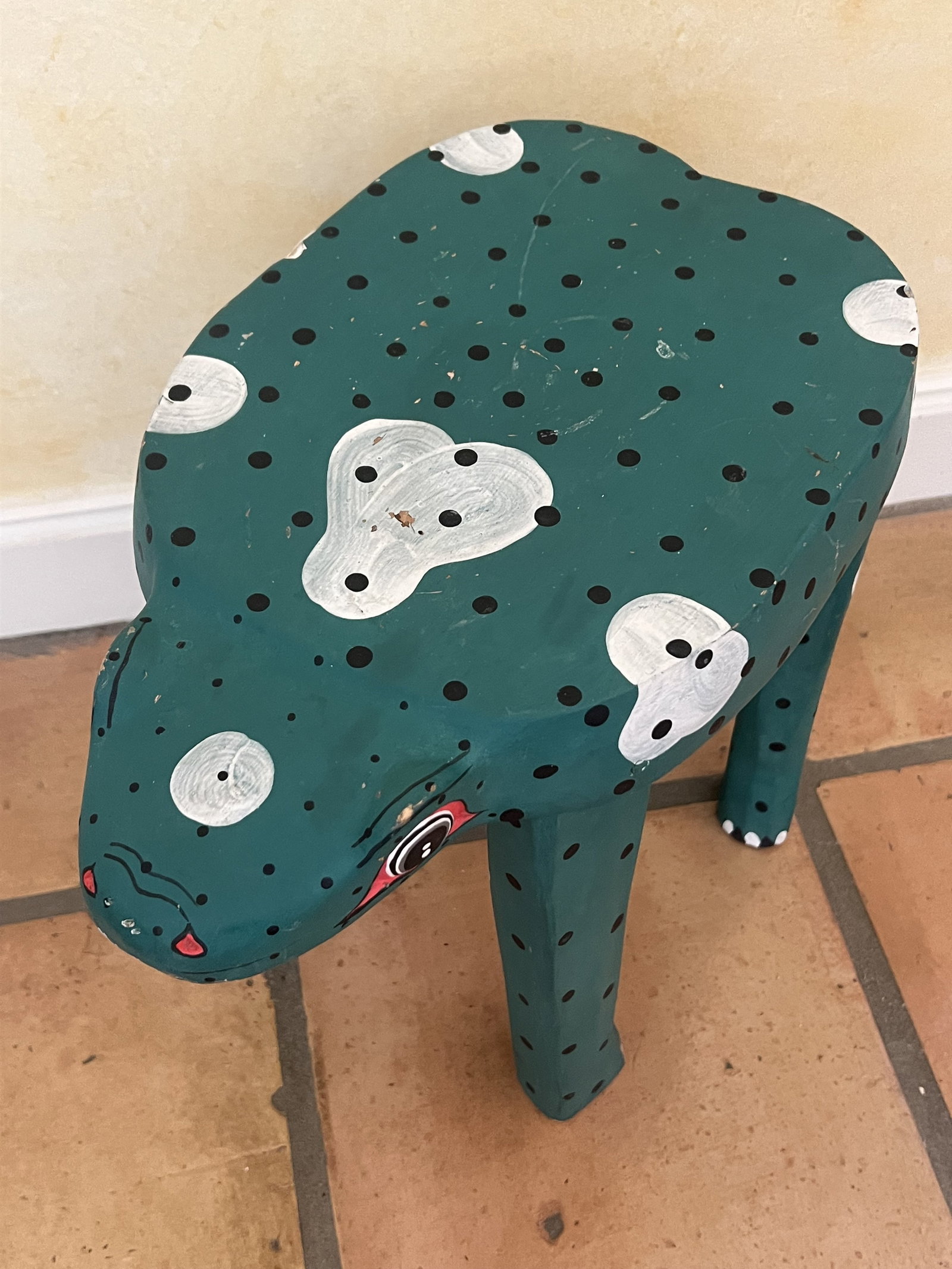 Small Painted Frog Stool: A small frog stool, hand painted with shabby chic wear. Dimensions: H 14" x W 16" Low Estimate: 10.00 High Estimate: 10000.00