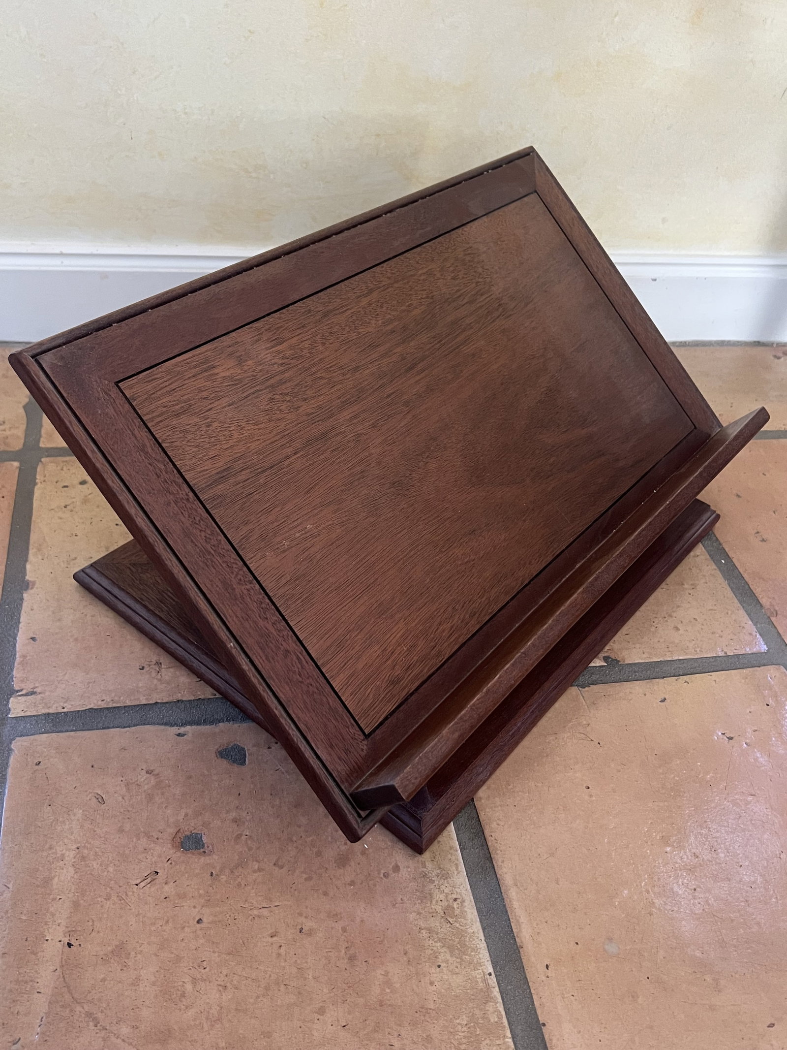Vintage Wood Dictionary or Bible Stand: A larger size, table top dictionary stand, can also be used for a cookbook or the Bible. Dimensions: H 9.5" x L 22" x W 14" Condition: used, minor sun fading. Low Estimate: 10.00 High Estimate: 10000.