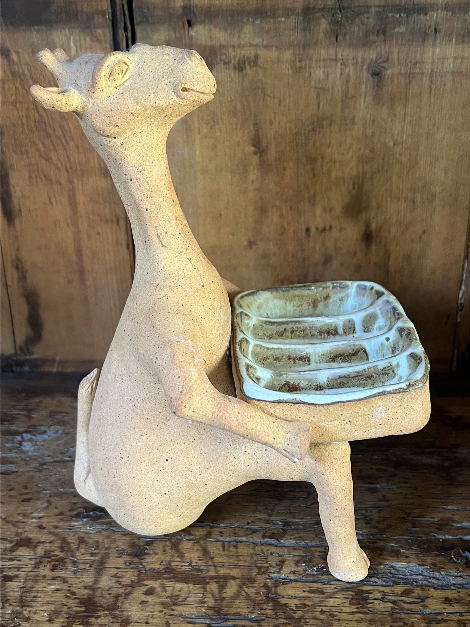 Paschell Studio Pottery Giraffe Soap Dish - 4