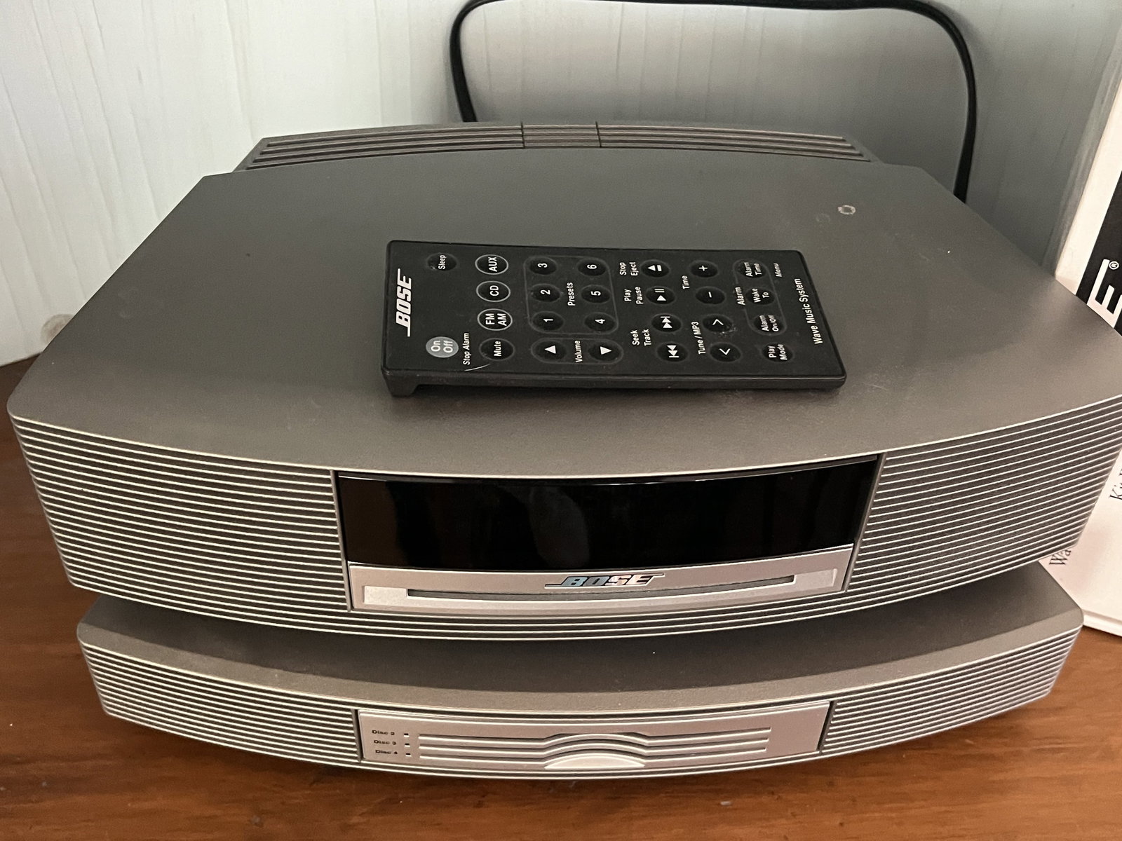 Bose Radio and CD player plus accessories - 3
