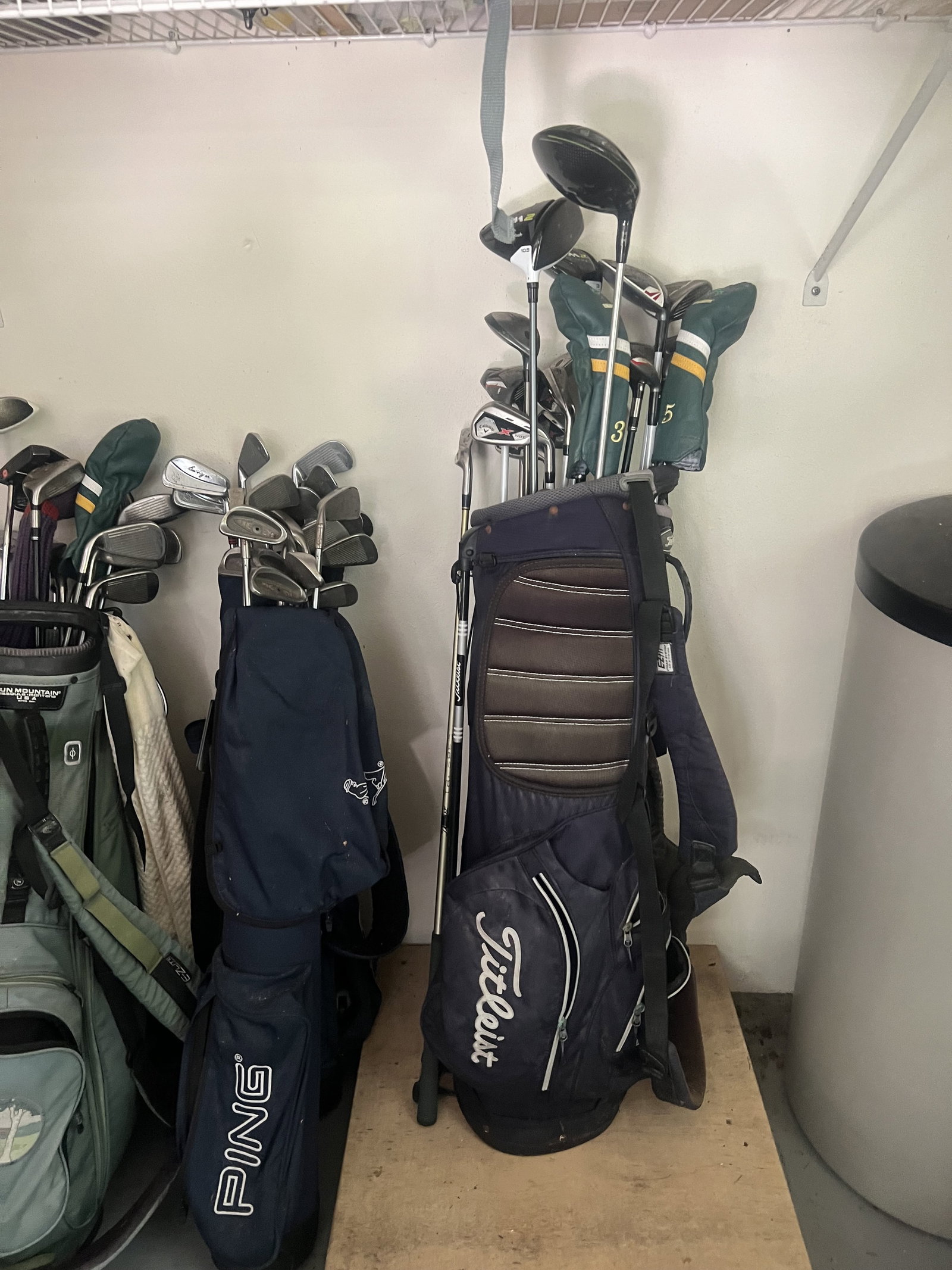 Large Lot of Golf Clubs - 13