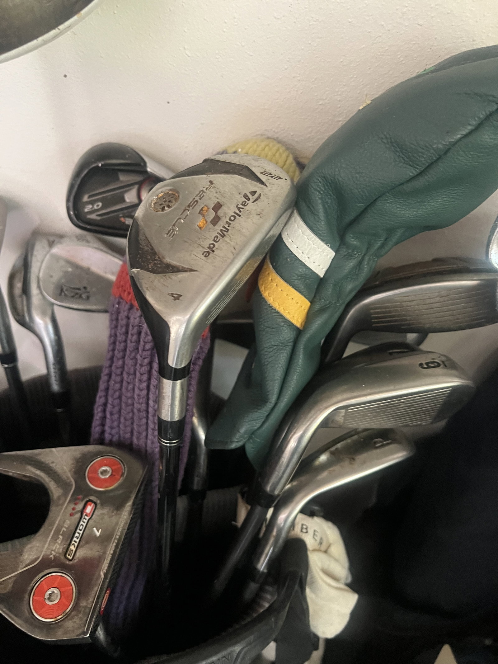 Large Lot of Golf Clubs - 17