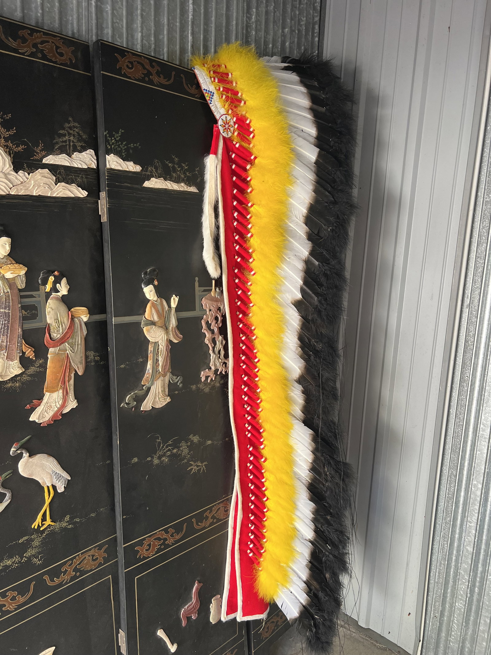 Native American Headdress: Warbonnet, feathers, handmade, three colors. Low Estimate: 10.00 High Estimate: 10000.00
