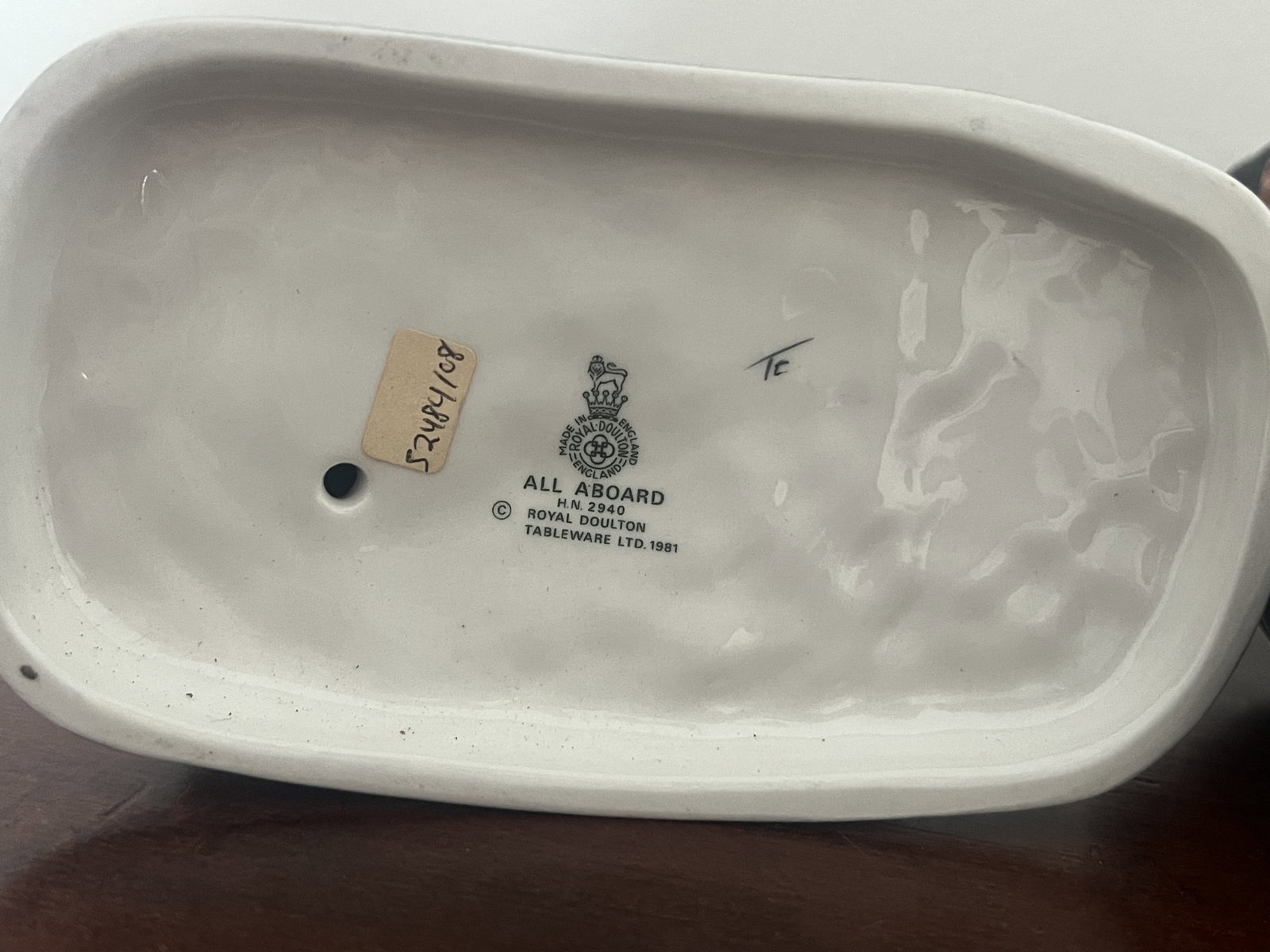 (3) Royal Doulton Fisherman Blue and White Figurines - 8