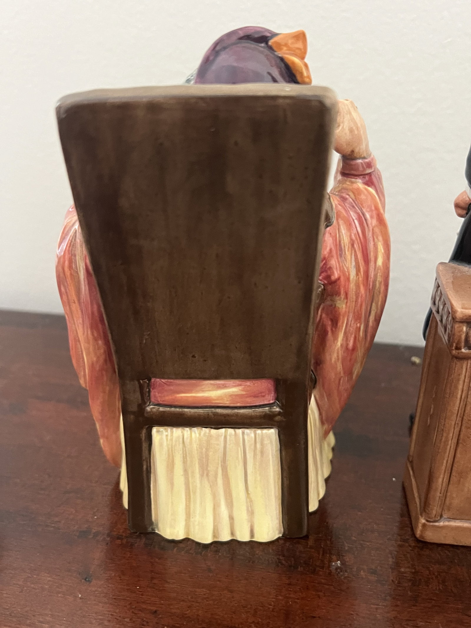 (4) Royal Doulton Man Figurines - 7
