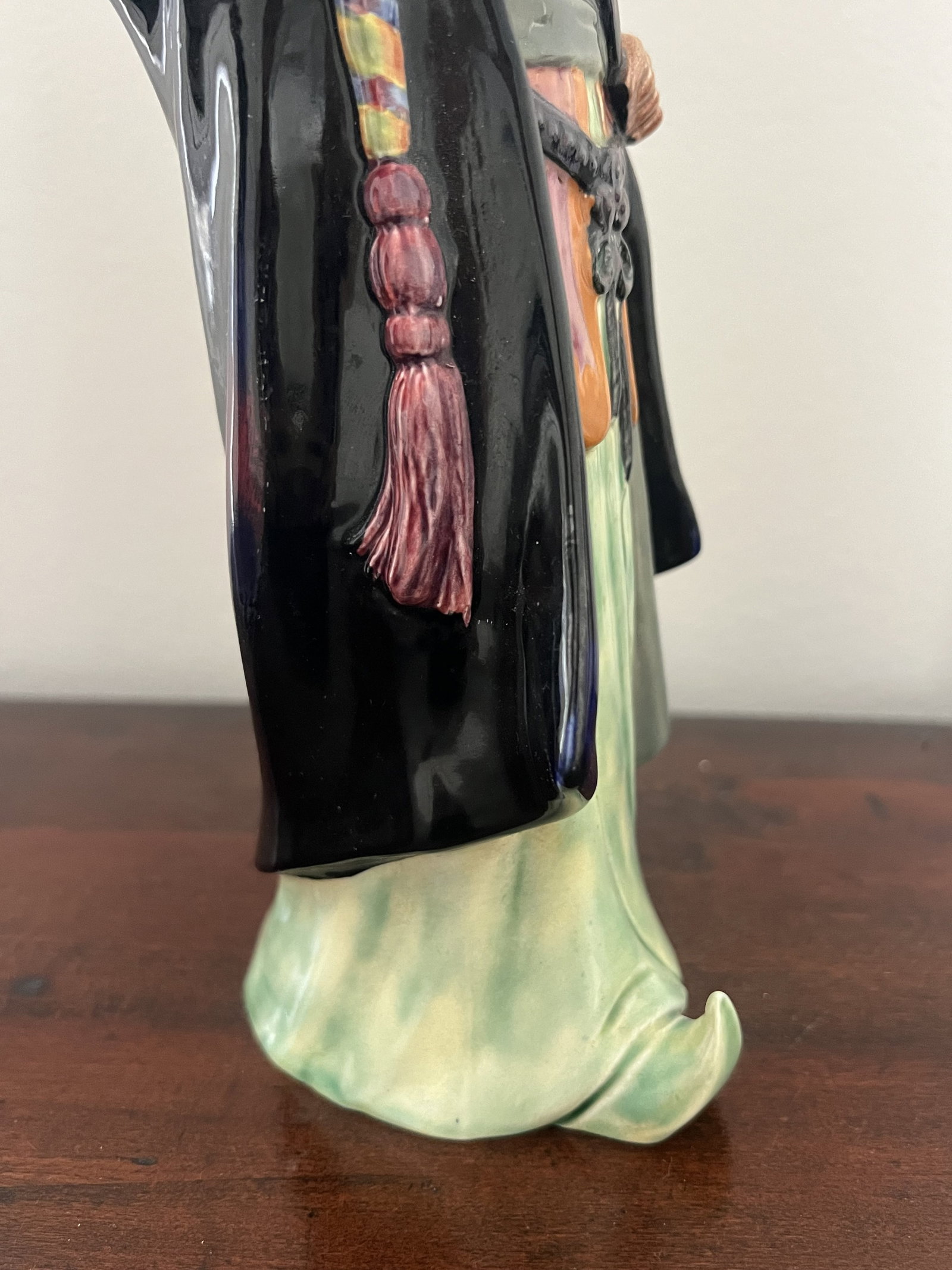Royal Doulton Blue Beard Figurine - 4