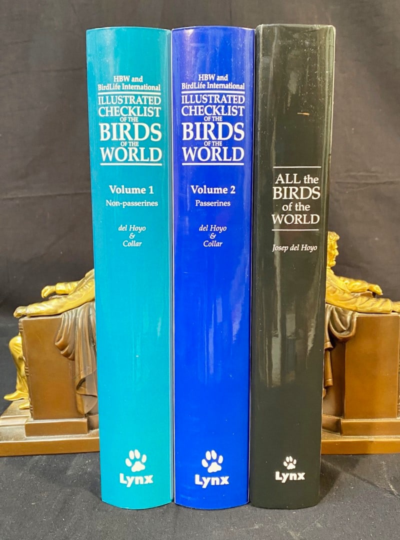 ILLUSTRATED CHECKLIST OF THE BIRDS OF THE WORLD AND ALL THE BIRDS OF THE WORLD (1 of 8)