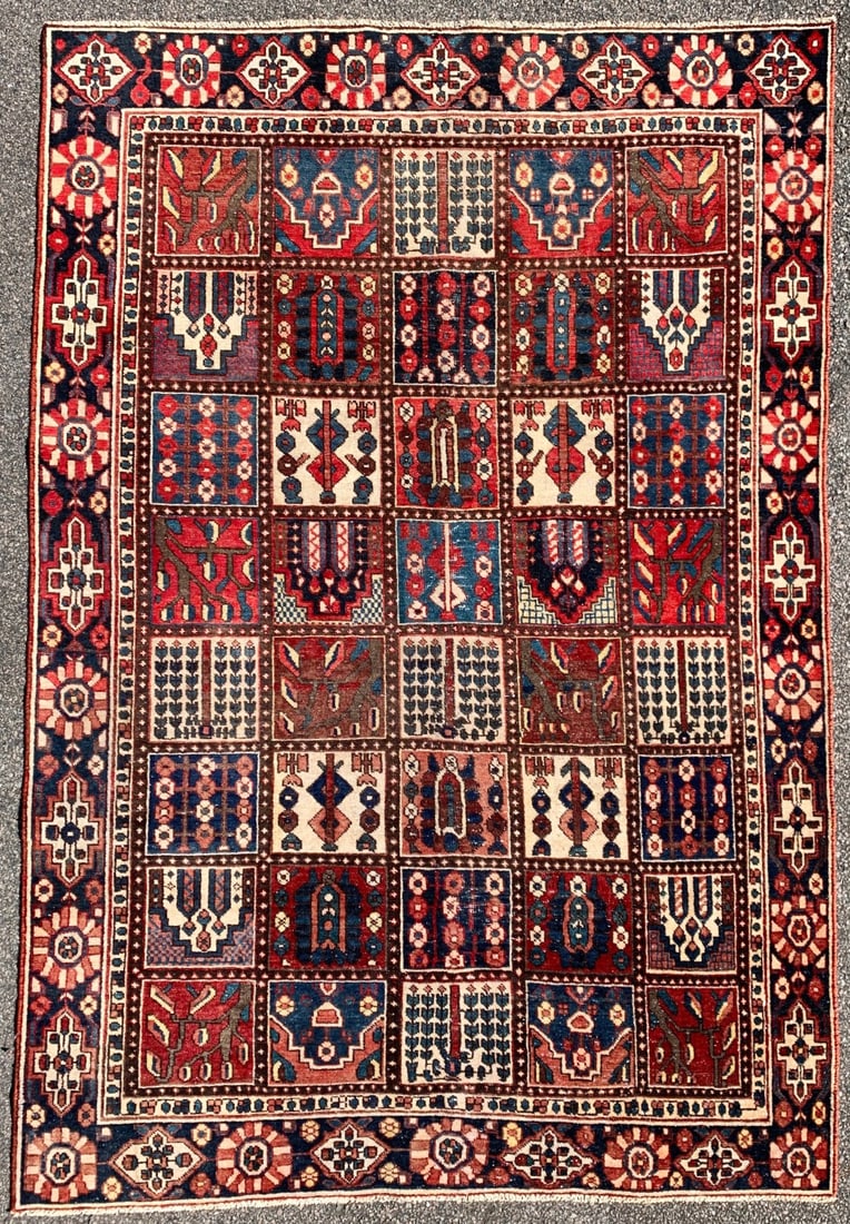 ANTIQUE PERSIAN BAKHTIARI HAND KNOTTED RUG, 6.7 x 9.7 (201cm x 292cm) (1 of 5)