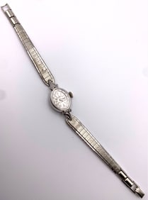VINTAGE LADIES HELBROS 21 JEWEL WATCH WITH DIAMOND ACCENTS