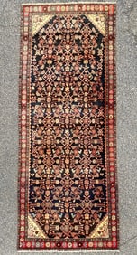 ANTIQUE PERSIAN SERAPI HAND KNOTTED RUNNER, 3.10 x 9.9 (117cm x 257cm)