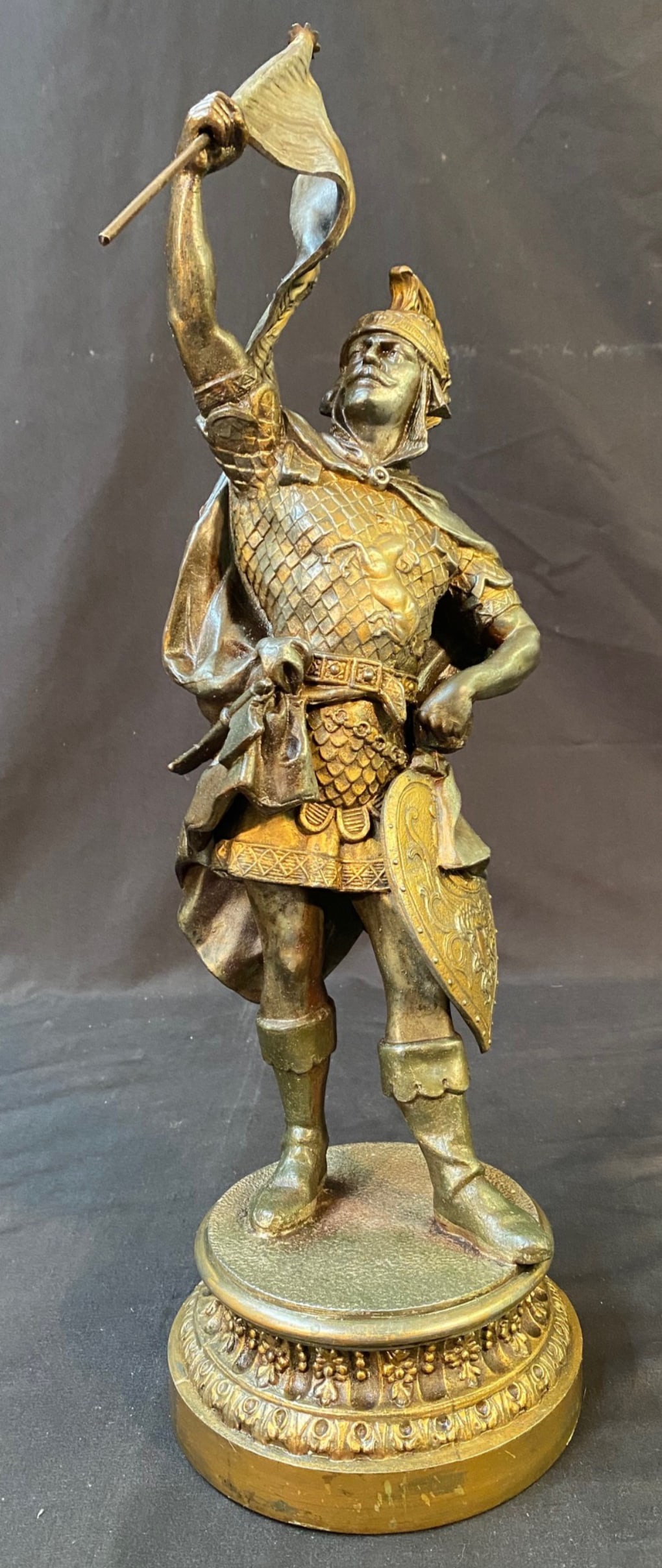 BAROQUE STATUE OF A CONQUISTADOR, 22IN TALL (56cm) (1 of 8)