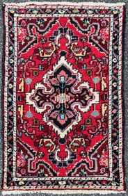 ANTIQUE PERSIAN ISFAHAN HAND KNOTTED RUG, 2.2 x 3.3 (66cm x 99cm)