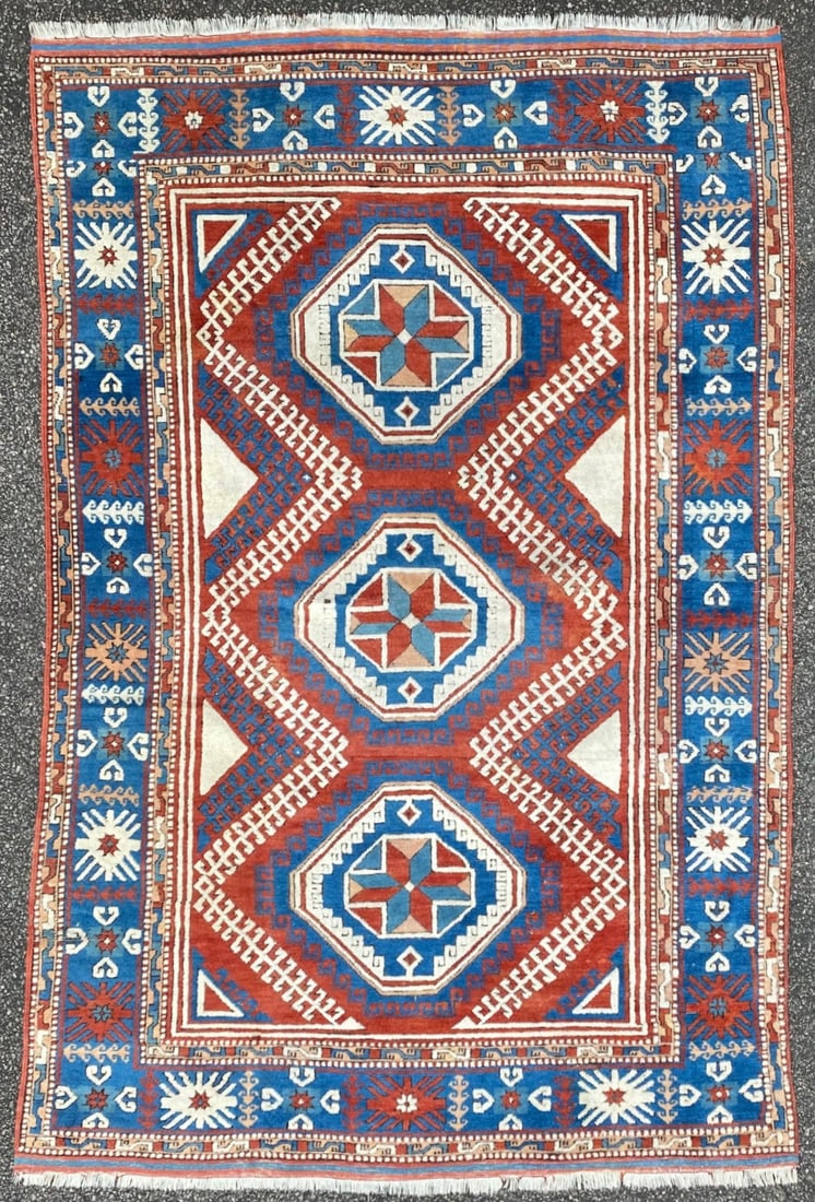 KAZAK CAUCASIAN HAND KNOTTED RUG, 6.1 x 9.2 (185cm x 279cm): Caucasian Kazak rug was hand knotted in Turkey of 100% natural wool on a cotton foundation. The rug has full wool piles and is in excellent condition. This rug is showing signs of abrash (uneven fadin