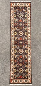 PESHAWAR HAND KNOTTED RUNNER, 2.7 x 10.0 (79cm x 305cm)