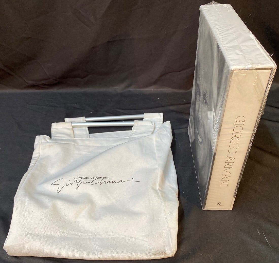 GIORGIO ARMANI: 40 YEARS OF ARMANI (1 of 4)