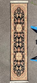 TABRIZ HAND KNOTTED RUNNER WITH 200+ KPSI, 2.3 x 10.0 (69cm x 305cm)