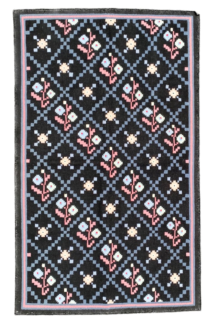 KILIM HAND KNOTTED RUG, NEW – 5.0 x 8.0 (152cm x 244cm): Kilim flat weave rug was hand knotted in India of 100% natural wool and has perfect, flat weave wool piles and is in brand new condition. Beautiful colors with excellent quality. No holes, new and s