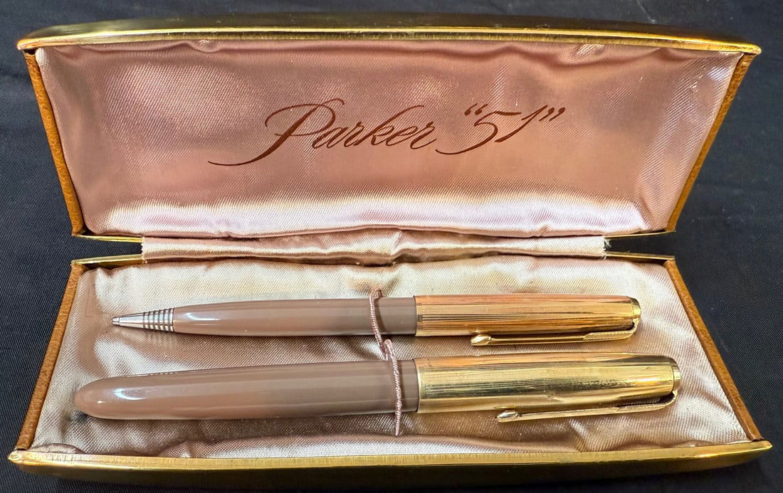 VINTAGE PARKER 51 PEN AND PENCIL SET WITH CASE, 6.25IN x 2IN x 1.25IN (16cm x 5cm x 3cm) (1 of 9)