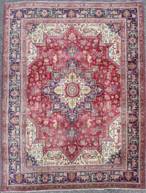 ANTIQUE PERSIAN HERIZ HAND KNOTTED RUG, 8.5 x 11.0 (257cm x 335cm)