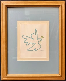 AFTER PABLO PICASSO (1881-1973) SERIGRAPH OF THE DOVE OF PEACE, 17IN x 21IN (43cm x 53cm)