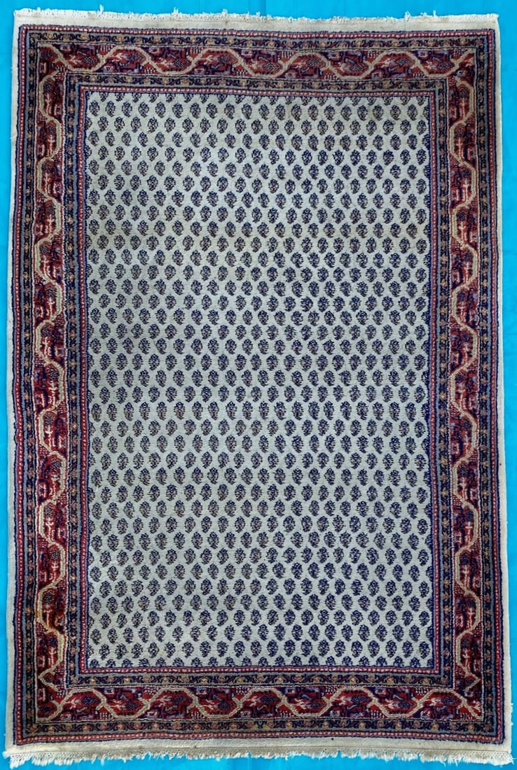 SARABAND MIR HAND KNOTTED RUG, 4.0 x 6.0 (122cm x 183cm): Saraband Mir rug was hand knotted in India of 100% natural wool on a cotton foundation. This rug has full, wool piles and is in excellent condition. Beautiful colors and made with excellent quality. N