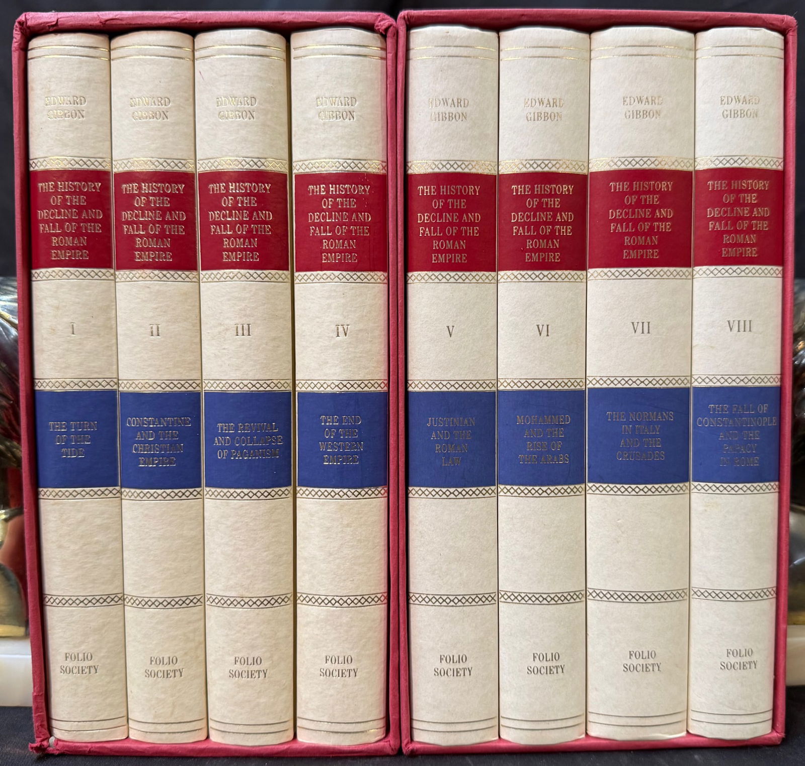 EDWARD GIBBON - THE HISTORY OF THE DECLINE AND FALL OF THE ROMAN EMPIRE, FOLIO SOCIETY, 8 VOLUMES,: 2009. THE HISTORY OF THE DECLINE AND FALL OF THE ROMAN EMPIRE. Edward Gibbon. The Folio Society, London, 2009. Eight hardcover volumes in two slipcases. All books in fine, unread condition. Tight, cle