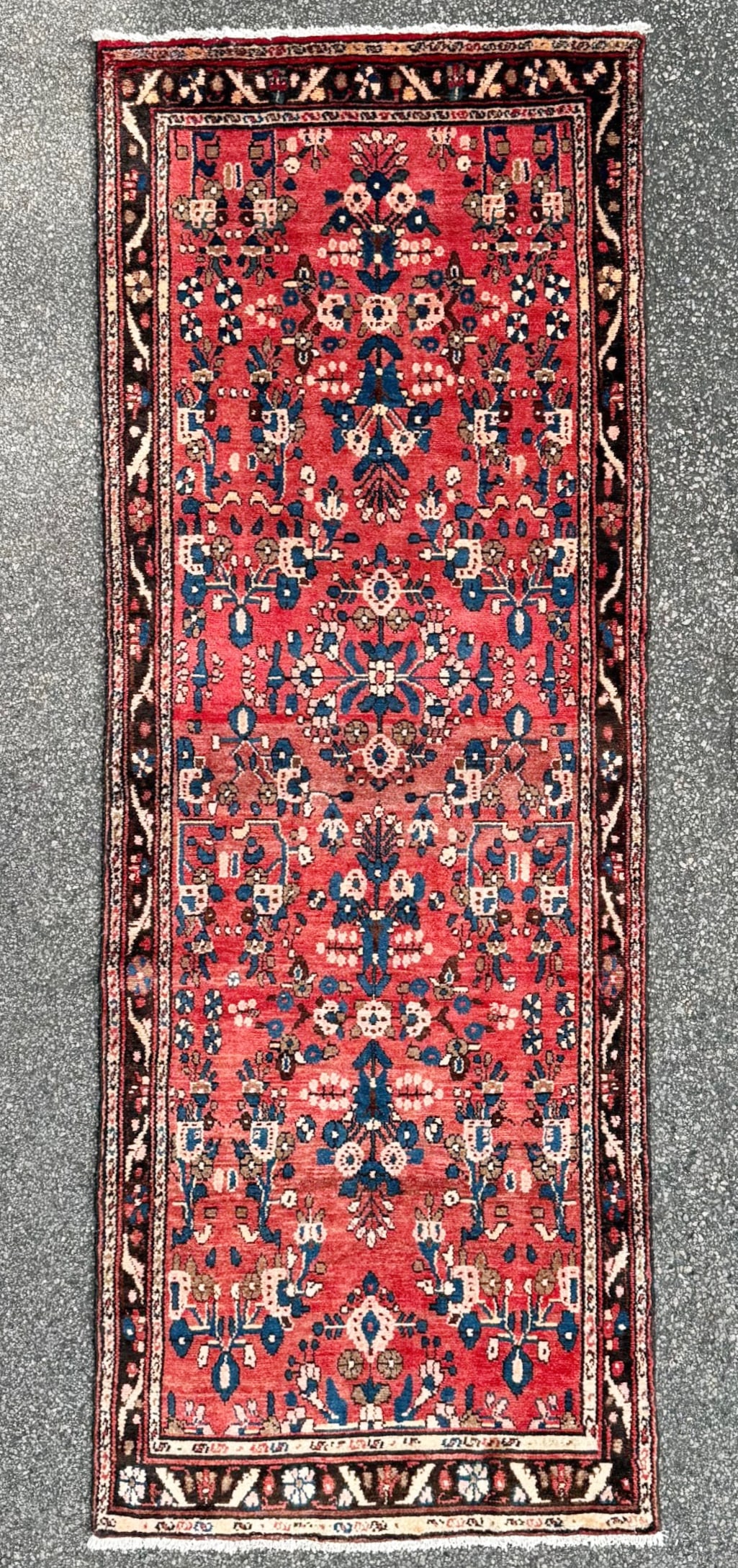 ANTIQUE PERSIAN PICTORIAL LILIHAN HAND KNOTTED RUNNER, 3.7 x 9.9 (109cm x 297cm) (1 of 5)