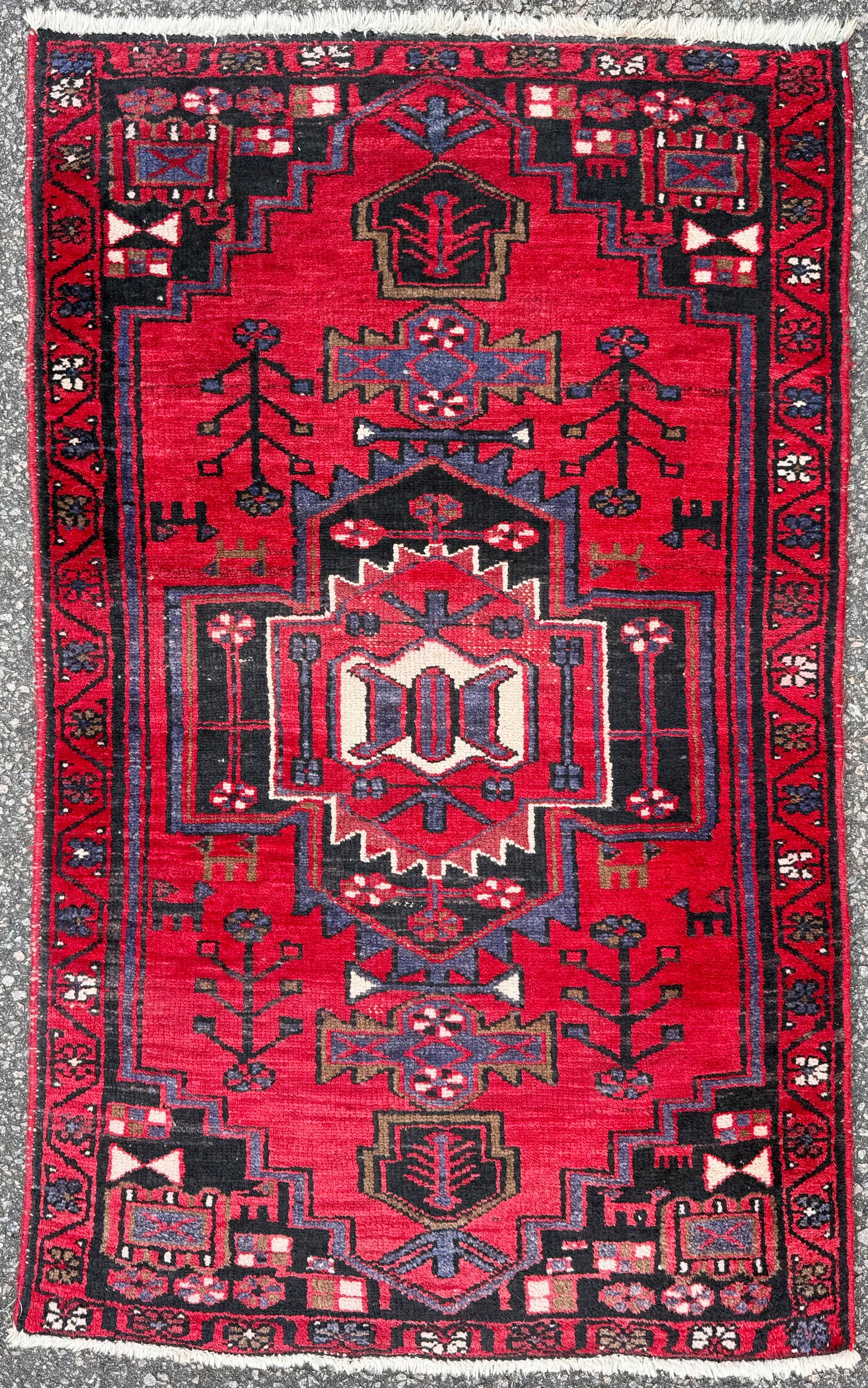 TURKEMAN HAND KNOTTED RUG, NEW, 1.7 x 3.4 (48cm x 102cm): Turkeman rug was hand knotted in Afghanistan of 100% natural wool on a cotton foundation. It has medium, even, wool piles and is in brand new condition. Beautiful colors with excellent quality. No hol