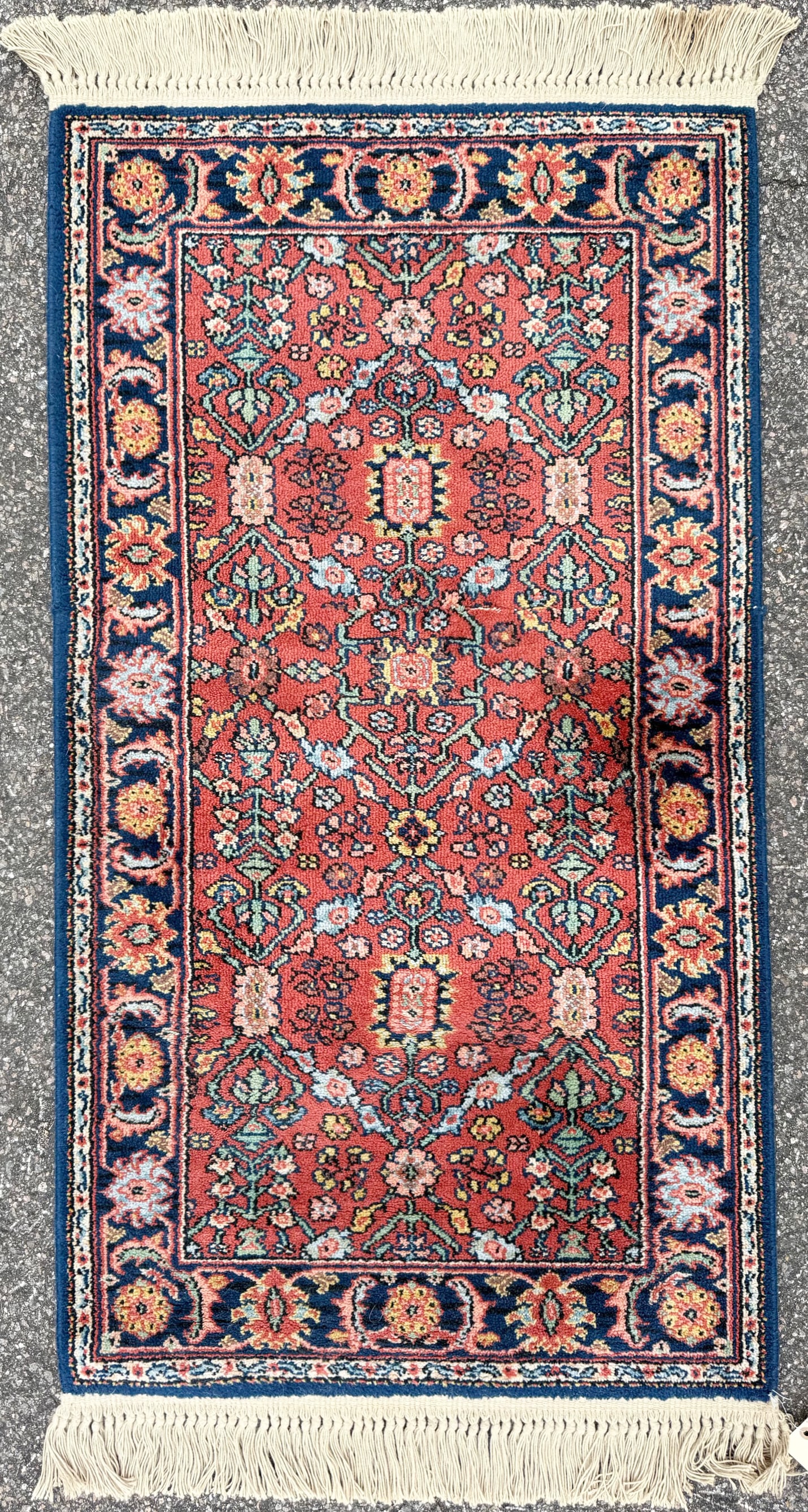 KARASTAN SAROUK RUG, 2.6 x 4.6 (76cm x 137cm) (1 of 3)