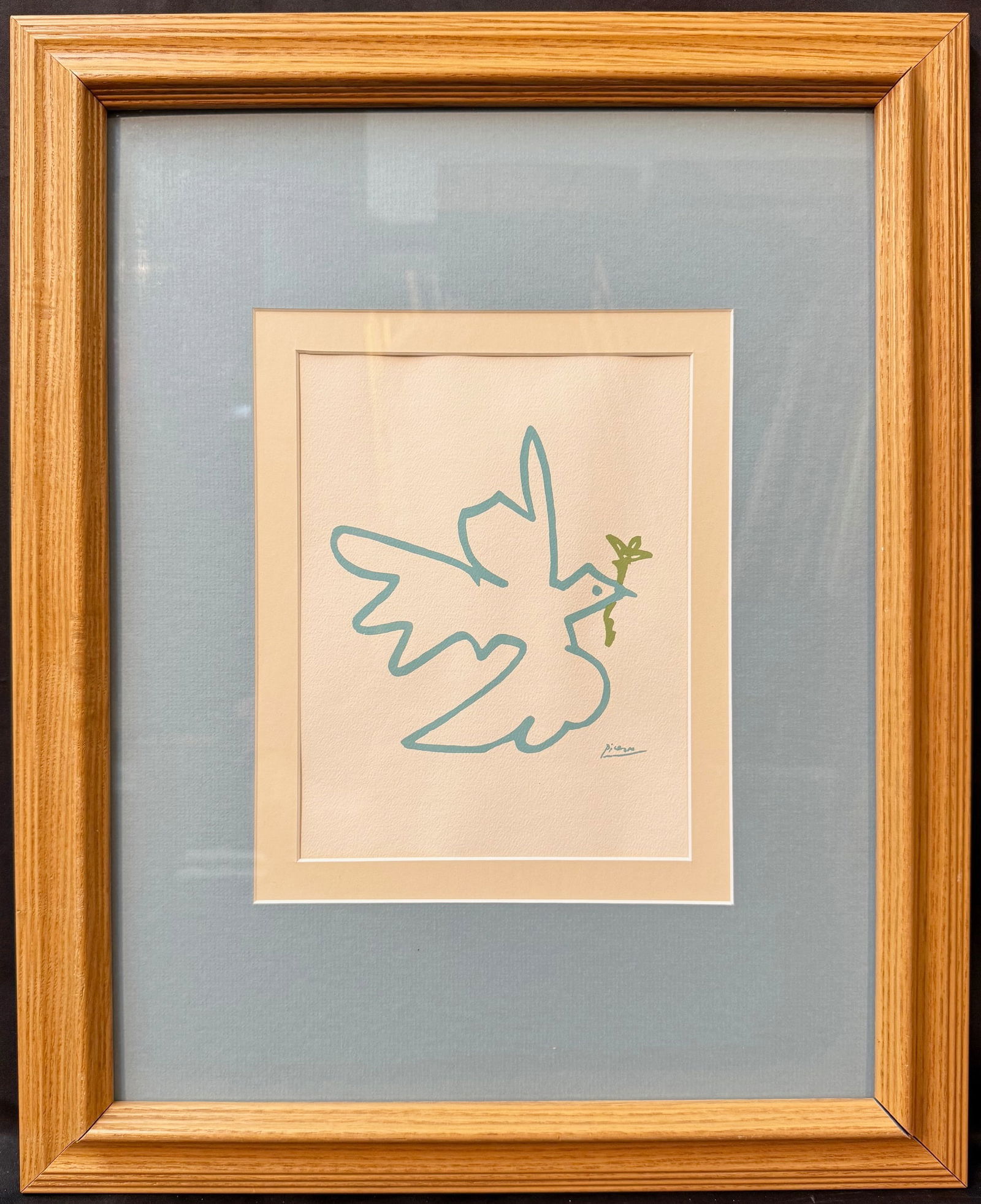 AFTER PABLO PICASSO (1881-1973) SERIGRAPH OF THE DOVE OF PEACE, 17IN x 21IN (43cm x 53cm): After Pablo Picasso (1881-1973) is this vintage, crisp and vibrant serigraph of Picasso’s iconic Dove of Peace, the universally recognized emblem created for the 1949 Paris Peace Congress, and later