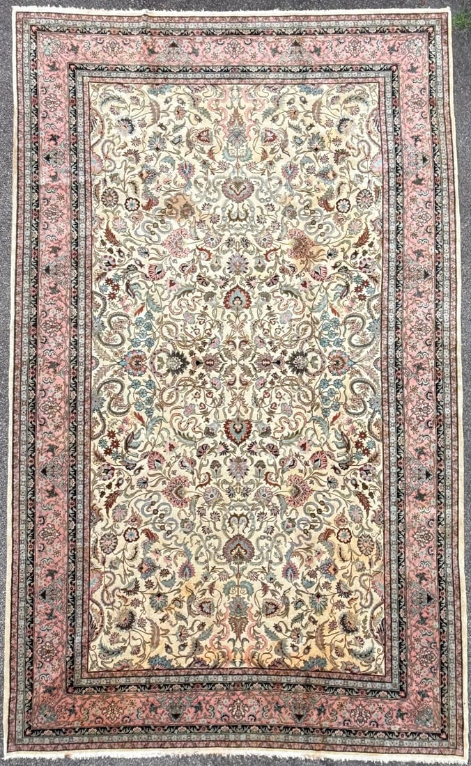 MANSION SIZED PERSIAN KASHAN HAND KNOTTED RUG, 10.10 x 20.10 (330cm x 635cm): Mansion sized, Persian Kashan rug was hand knotted in Iran of 100% natural wool on a cotton foundation. This rug is 40+ years old, has full wool piles and is in excellent condition. Beautiful colors w