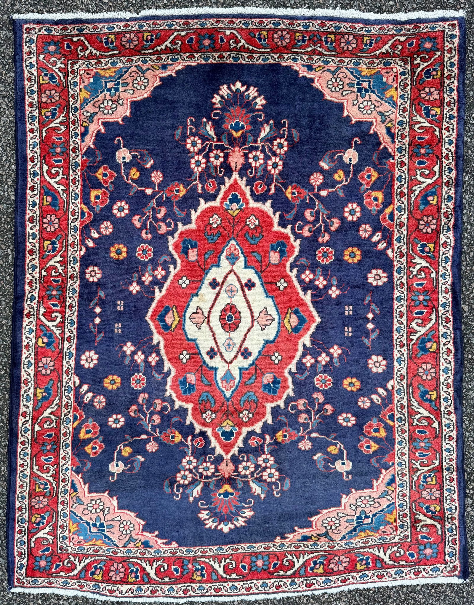 VINTAGE PERSIAN LILIHAN HAND KNOTTED RUG, 3.5 x 4.4 (104cm x 132cm): Vintage Persian Lilihan rug was hand knotted in Iran of 100% natural wool on a cotton foundation. The rug is 60+ years old and has medium, even wool piles and is in excellent condition for its age. Be