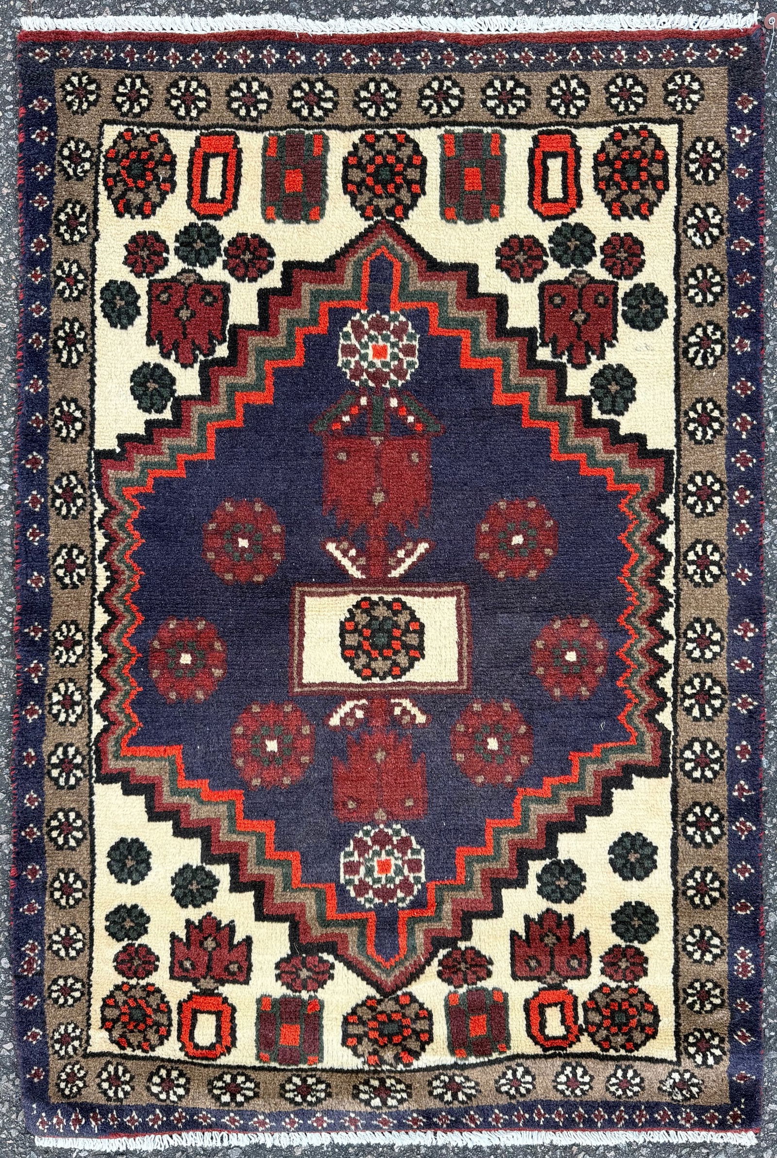 ANTIQUE PERSIAN HAMADAN HAND KNOTTED RUG, 2.7 x 3.9 (79cm x 114cm) (1 of 3)