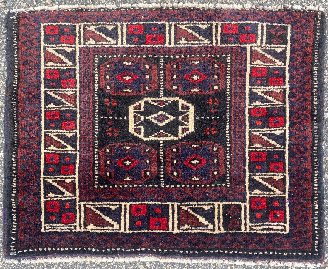 BALOUCH HAND KNOTTED PRAYER RUG, 18IN x 22IN (46cm x 56cm) (1 of 3)