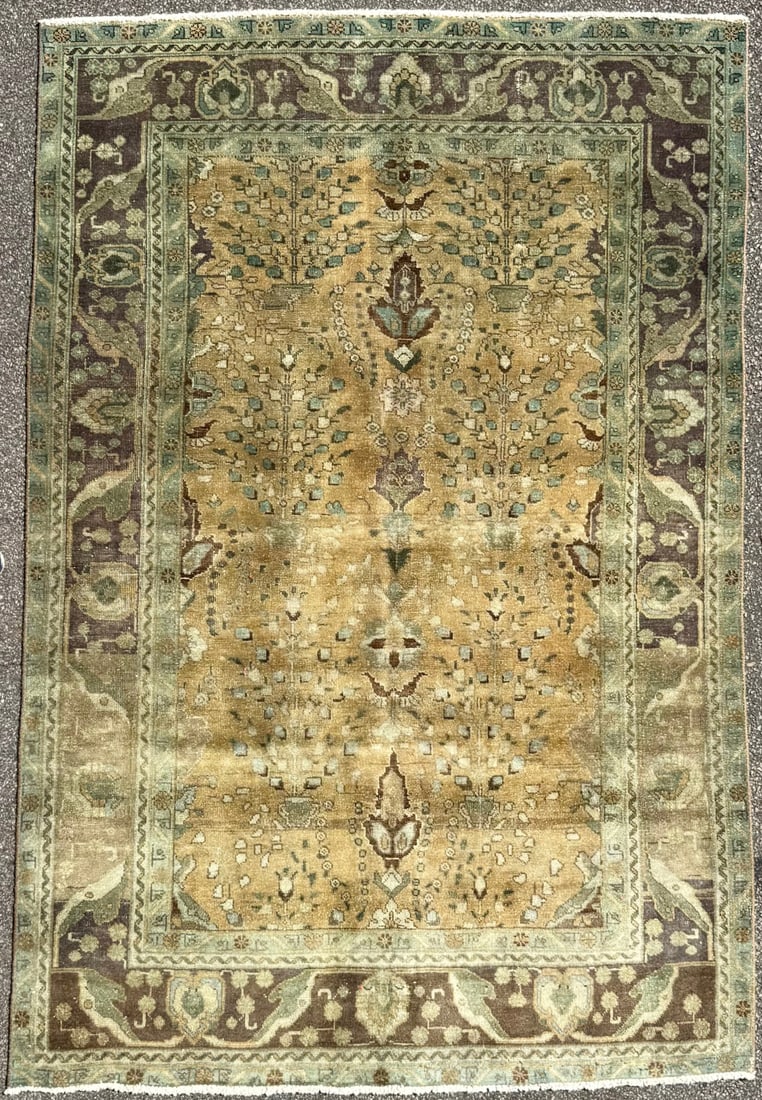 ANTIQUE PERSIAN SAROUK HAND KNOTTED, 6.6 x 9.6 (198cm x 290cm): Antique Persian Sarouk rug was hand knotted in Iran (Persia) of 100% natural wool and has a cotton foundation. This rug is 120+ years old, has medium to low, wool piles and is in excellent condition f