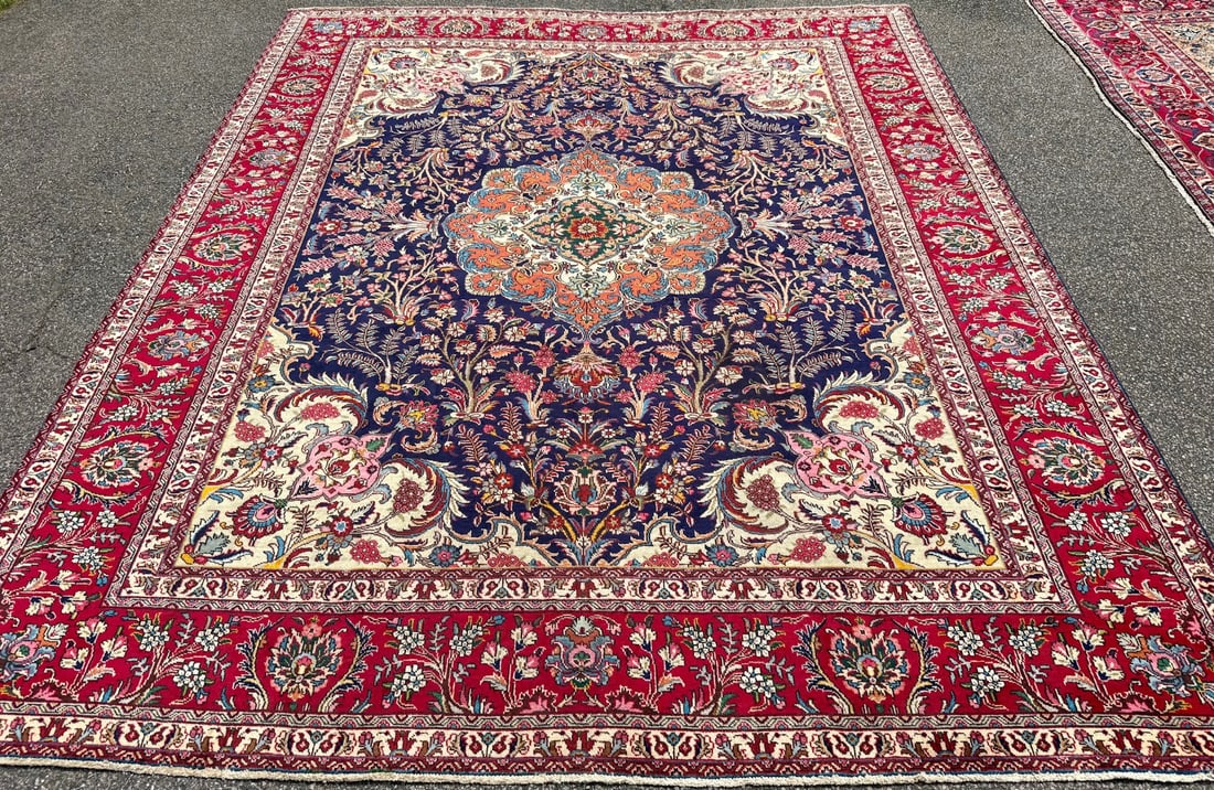 ELEGANT PERSIAN TABRIZ HAND KNOTTED RUG, ROYAL BLUE FIELD, FLORAL MEDALLION, 9.6 x 12.0 (290cm x ... - 3