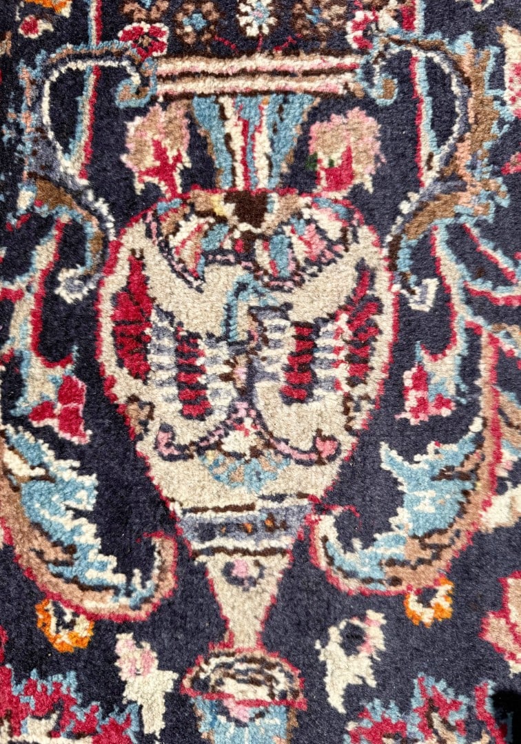 SIGNED PERSIAN KASHAN PICTORIAL HAND KNOTTED RUG, 9.8 x 12.3 (295cm x 373cm) - 7