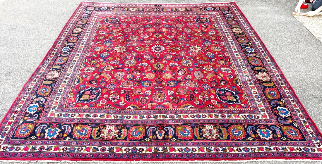 VINTAGE, SIGNED PERSIAN TABRIZ HAND KNOTTED RUG, 10.0 x 11.7 (305cm x 353cm) - 3