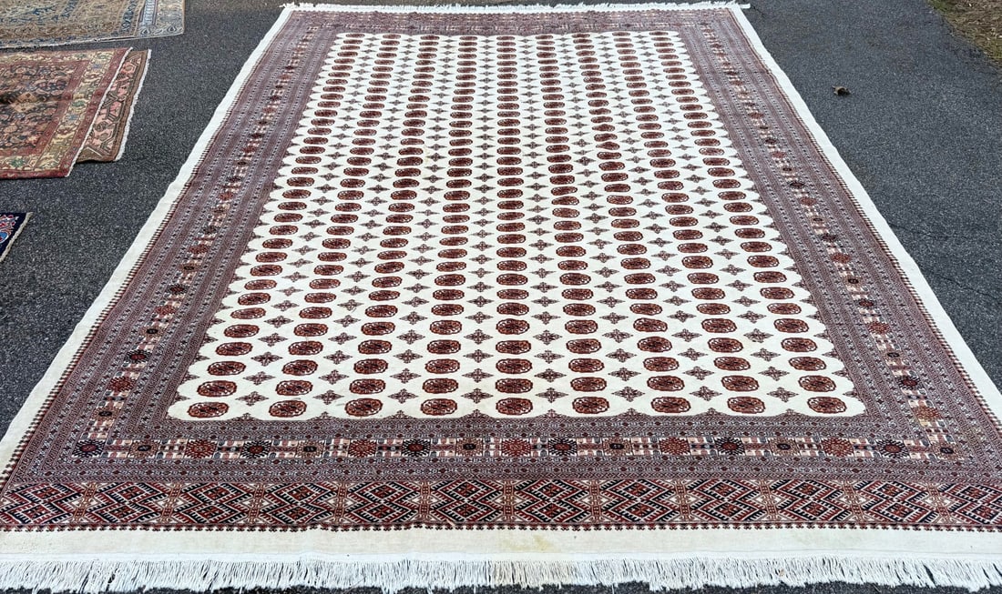 BUKHARA HAND KNOTTED RUG, 10.5 x 13.3 (318cm x 404cm) - 2