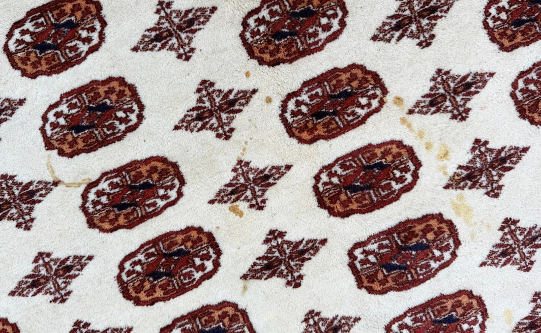 BUKHARA HAND KNOTTED RUG, 10.5 x 13.3 (318cm x 404cm) - 6