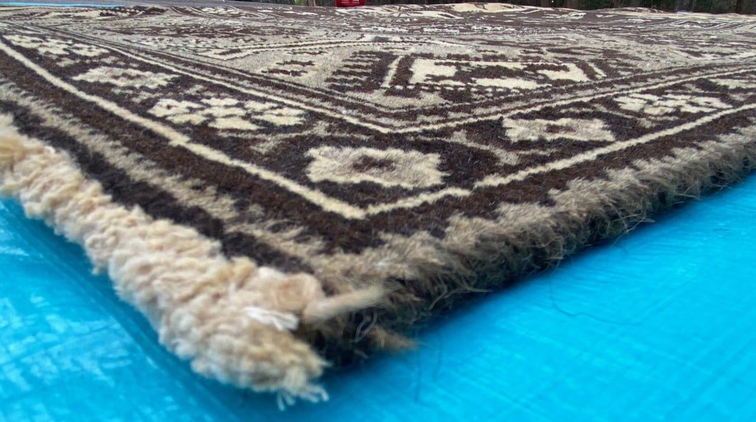 ANTIQUE PERSIAN ISFAHAN HAND KNOTTED RUG, 8.10 x 10.10 (269cm x 330cm) - 4