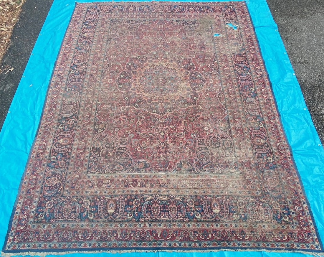 ANTIQUE SIGNED PERSIAN ISFAHAN HAND KNOTTED RUG, DISTRESSED, 9.6 x 12.9 (290cm x 389cm) - 2