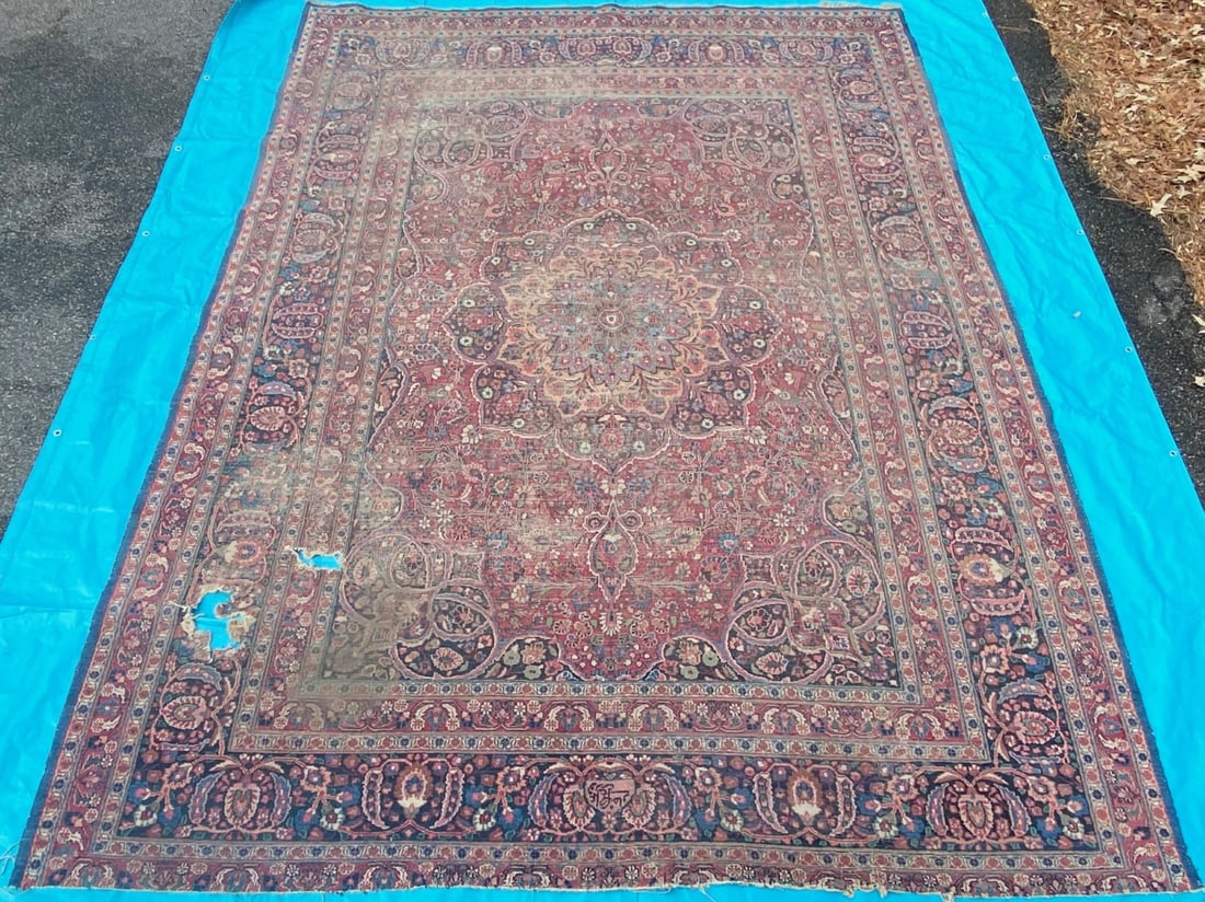ANTIQUE SIGNED PERSIAN ISFAHAN HAND KNOTTED RUG, DISTRESSED, 9.6 x 12.9 (290cm x 389cm) - 3