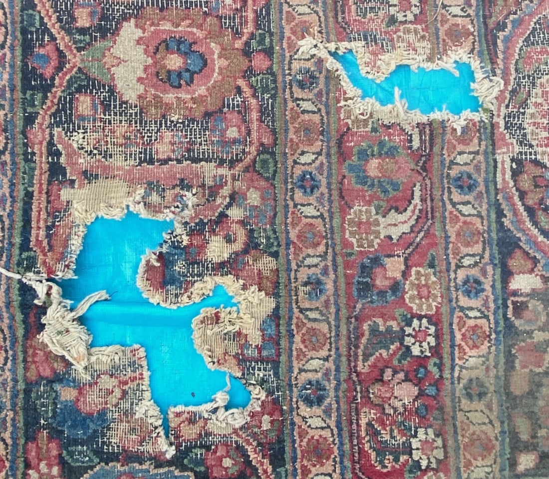 ANTIQUE SIGNED PERSIAN ISFAHAN HAND KNOTTED RUG, DISTRESSED, 9.6 x 12.9 (290cm x 389cm) - 8