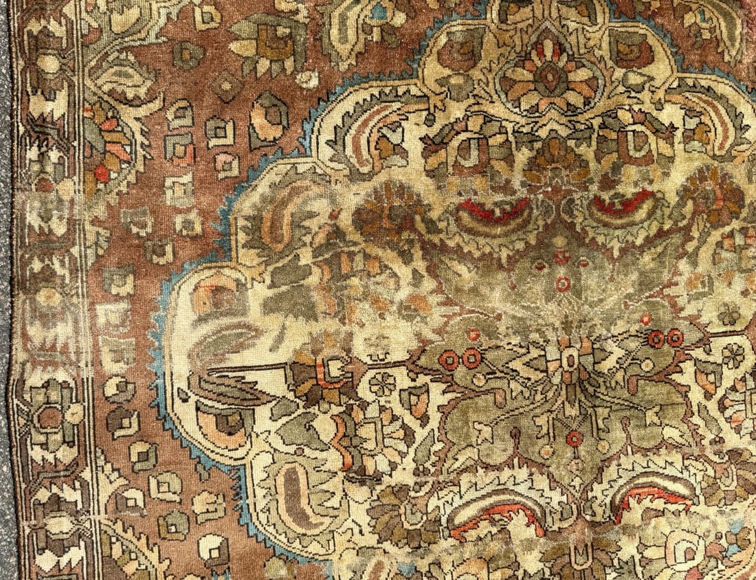 ANTIQUE PERSIAN BAKHTIARI HAND KNOTTED RUG, 6.7 x 9.7 (201cm x 292cm) - 4