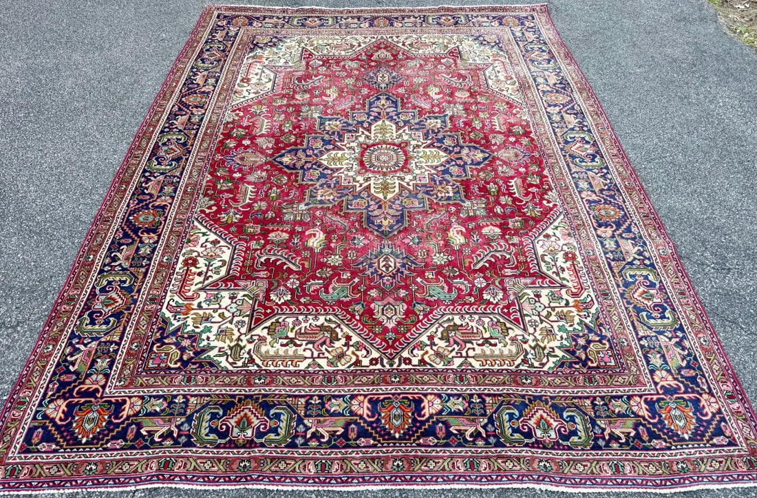 ANTIQUE PERSIAN HERIZ HAND KNOTTED RUG, 8.5 x 11.0 (257cm x 335cm) - 2