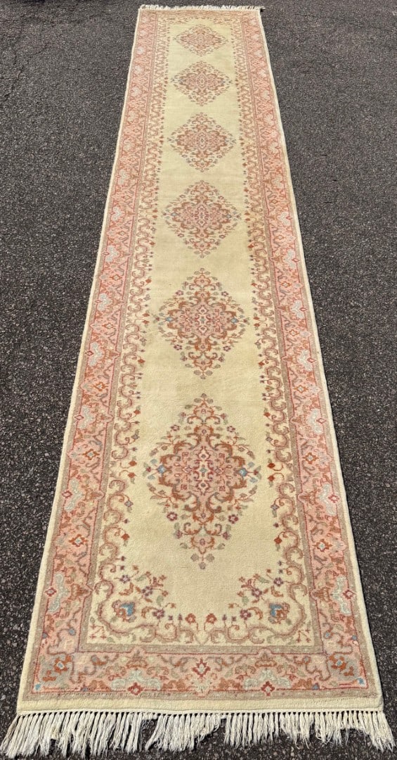 EXTRA LONG KERMAN HAND KNOTTED RUNNER, 2.7 x 13.8 (79cm x 417cm) - 3