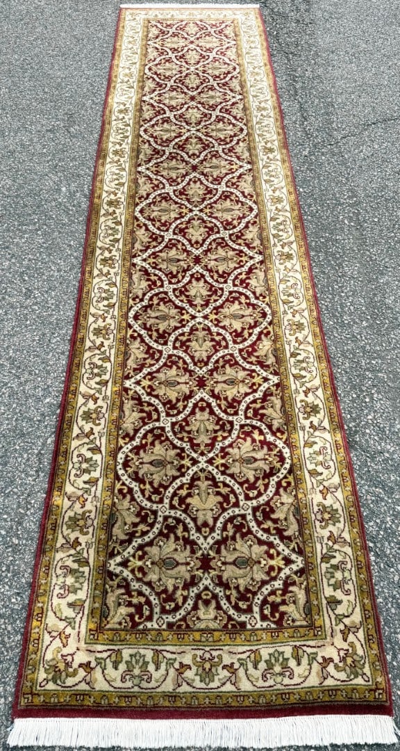 JAIPUR HAND KNOTTED WOOL RUNNER, 2.6 x 11.1 (76cm x 338cm) - 3