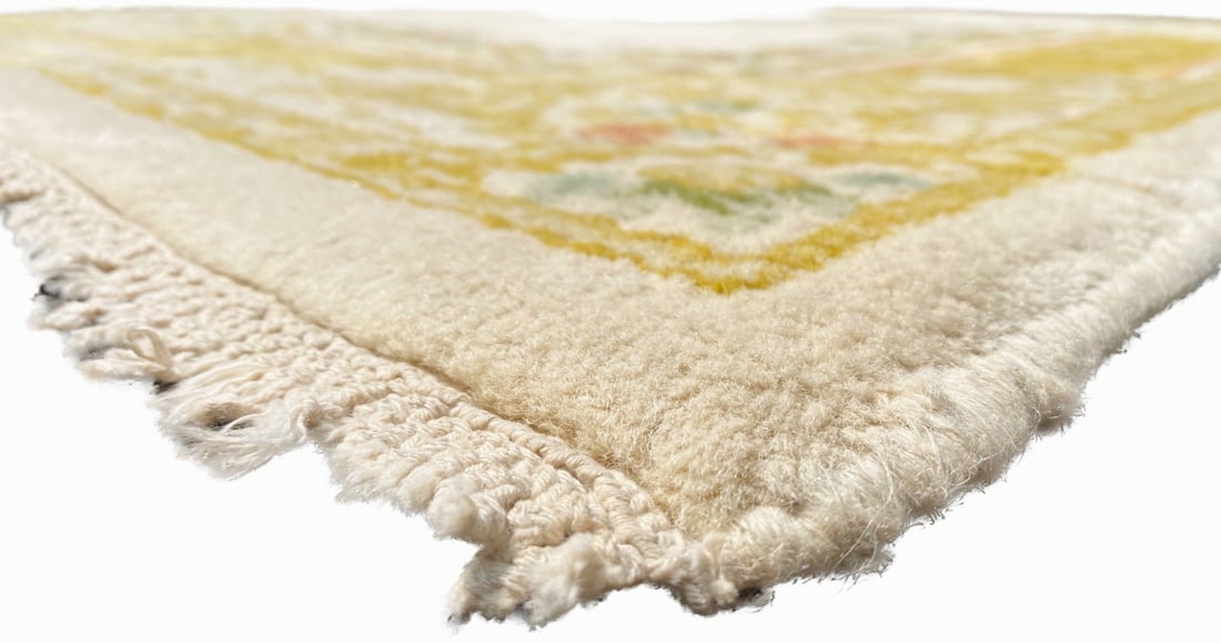 ASIAN HAND KNOTTED AUBUSSON RUG – 4.3 x 6.0 (130cm x 183cm) - 4