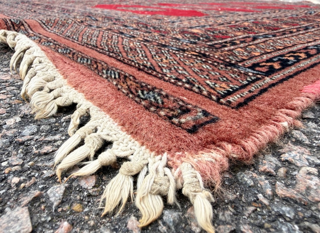 SIGNED JALDAR HAND KNOTTED WOOL RUG, 3.1 x 4.10 (94cm x 147cm) - 2